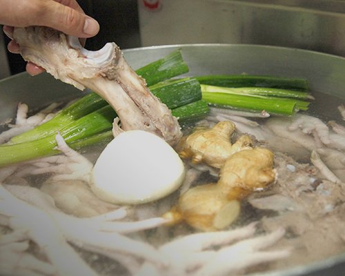 鶏ガラ